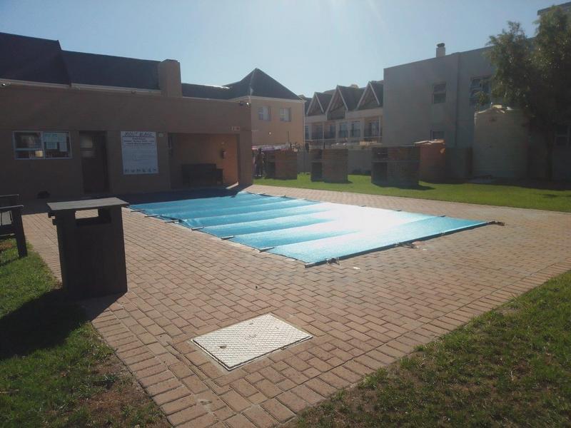 To Let 2 Bedroom Property for Rent in Gordons Bay Western Cape